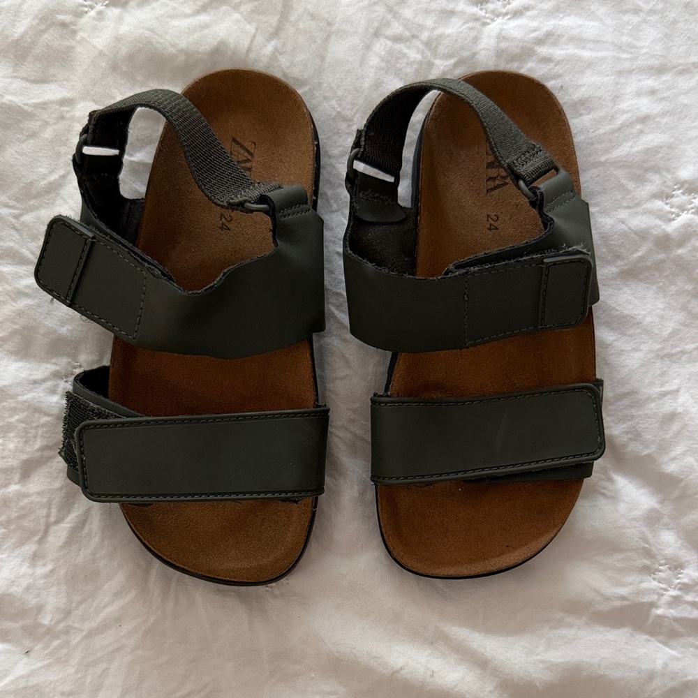 Zara Dk Green Sandals with Rugged Soles size 24